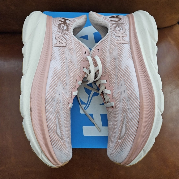 Hoka Clifton 9 women's size 7 - Picture 4 of 15